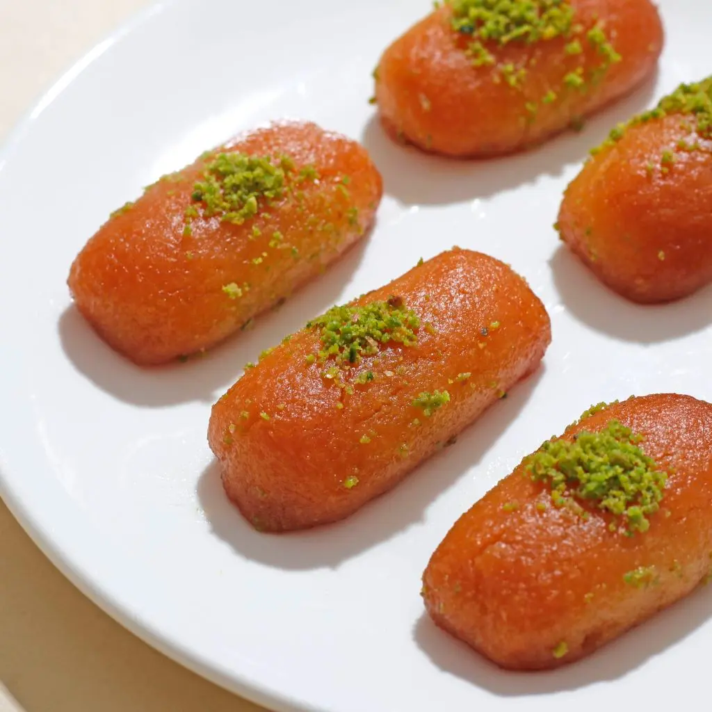 عيون المها (بسبوسة تركية سادة) - 500 جم